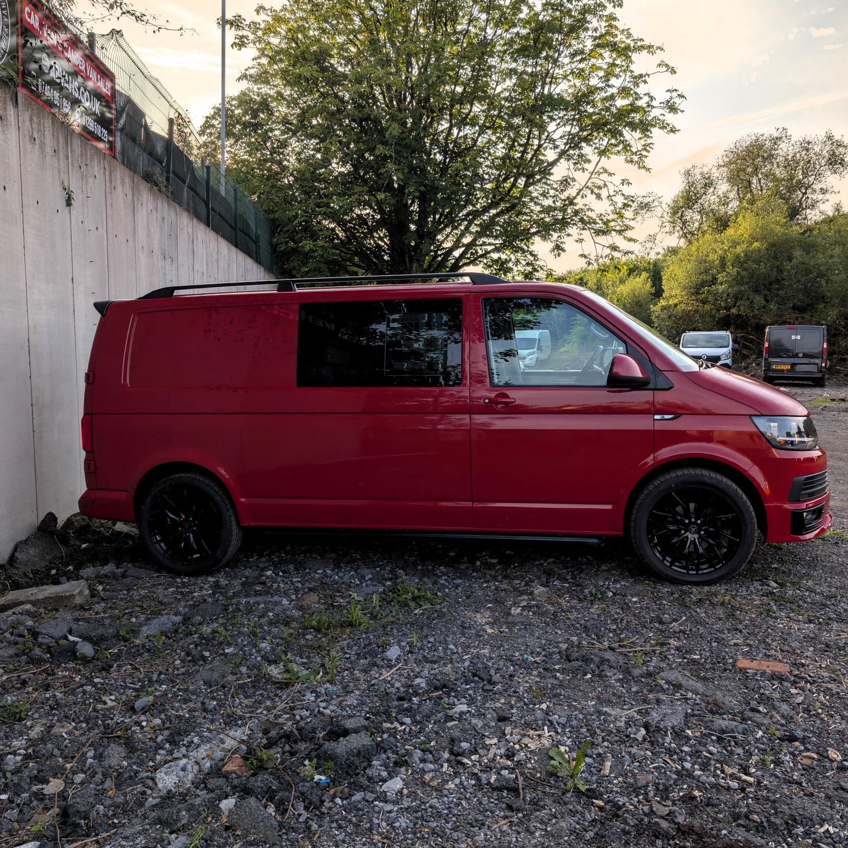 Volkswagen Transporter 2.0 TDI T28 Highline Crew Cab 5dr Diesel Manual FWD LWB Euro 6 (s/s) (150 ps)