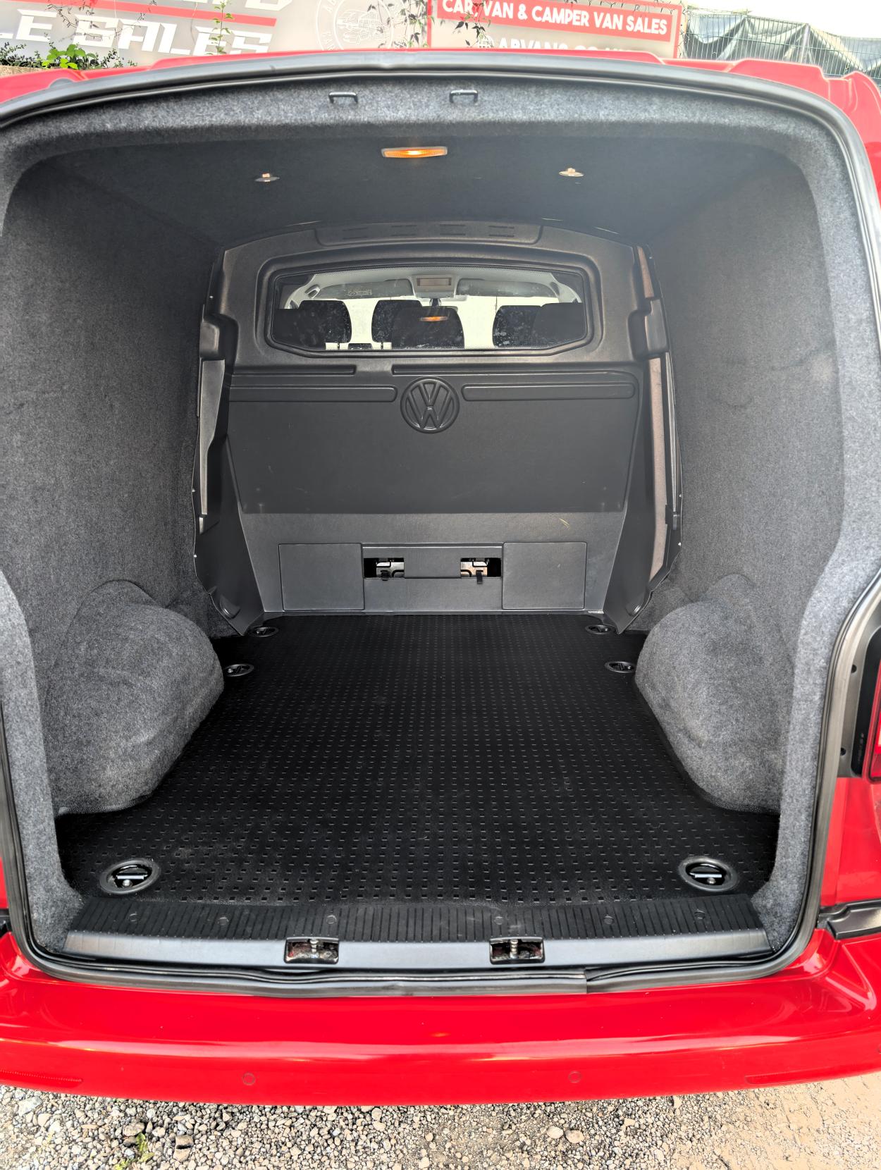 Volkswagen Transporter 2.0 TDI T28 Highline Crew Cab 5dr Diesel Manual FWD LWB Euro 6 (s/s) (150 ps)