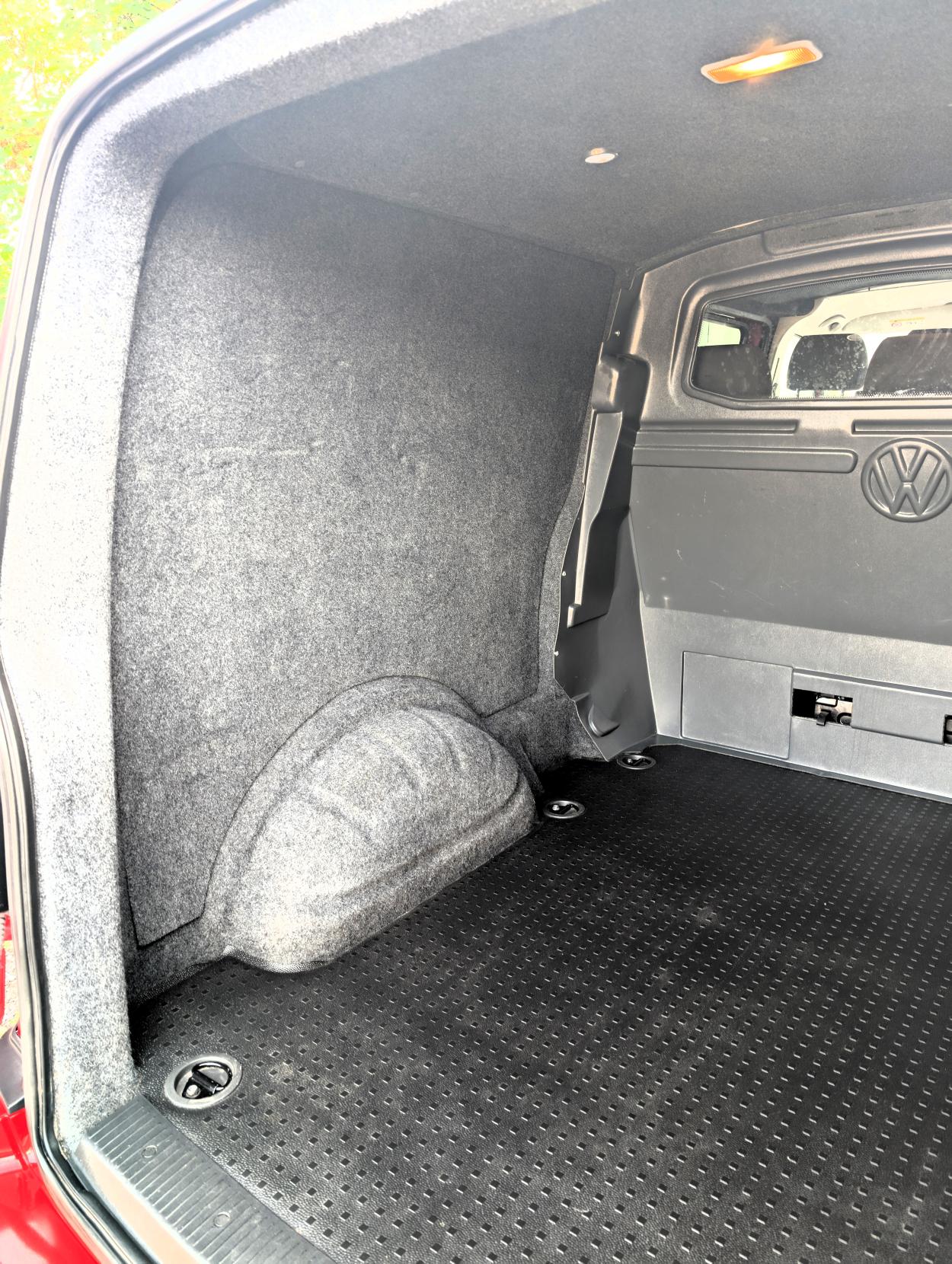 Volkswagen Transporter 2.0 TDI T28 Highline Crew Cab 5dr Diesel Manual FWD LWB Euro 6 (s/s) (150 ps)