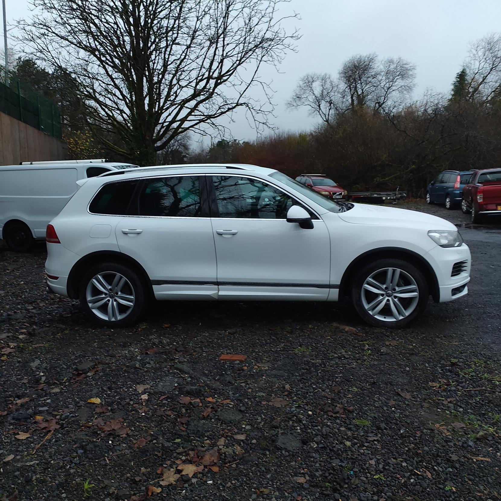 Volkswagen Touareg 3.0 TDI V6 BlueMotion Tech Altitude SUV 5dr Diesel Tiptronic 4WD Euro 5 (s/s) (245 ps)