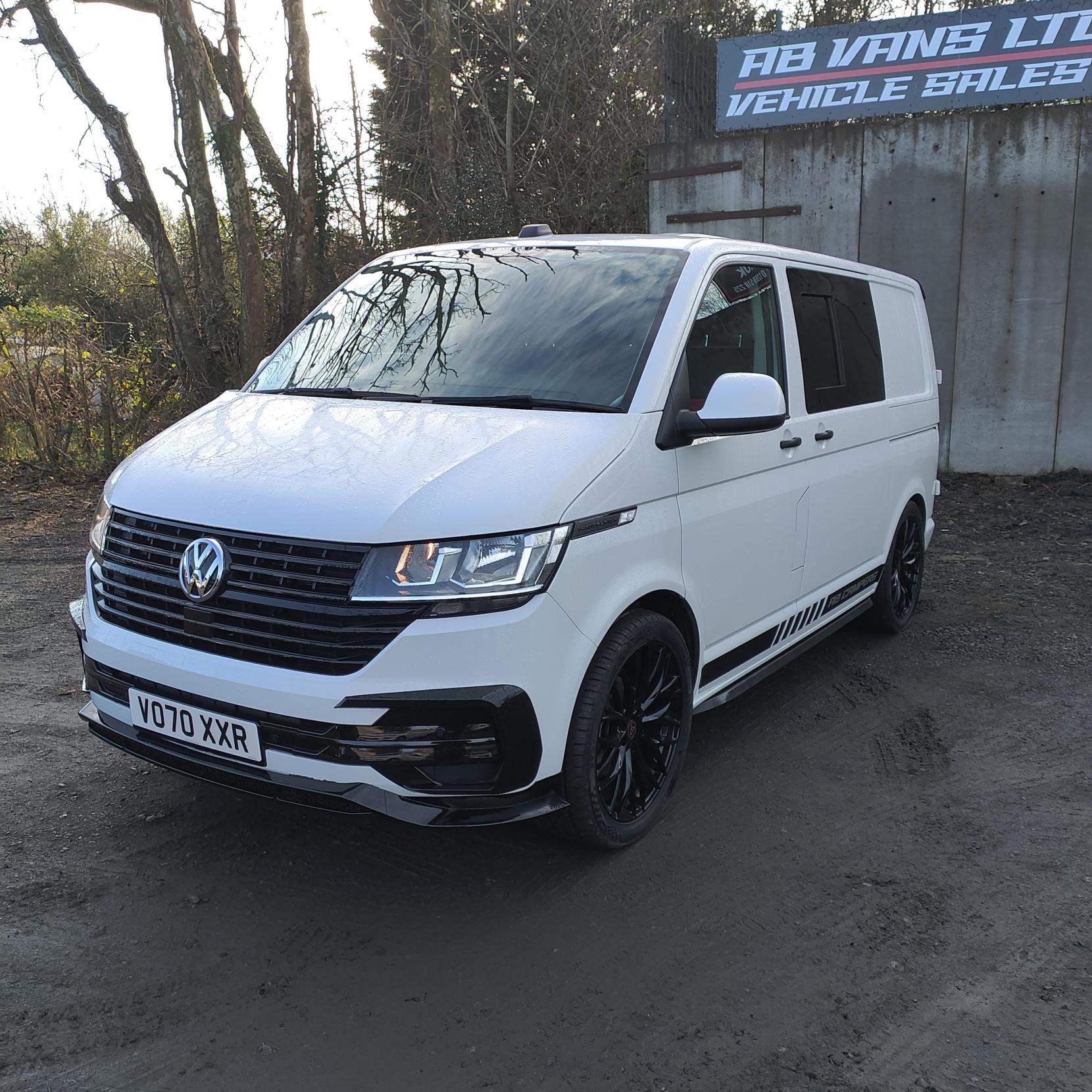 Volkswagen Transporter 2.0 TDI T28 Startline Crew Cab Van 5dr Diesel Manual FWD SWB Euro 6 (s/s) (110 ps)